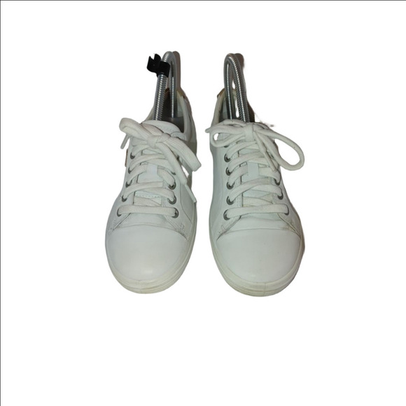 ecco Soft 7 Leather Sneaker Size 35